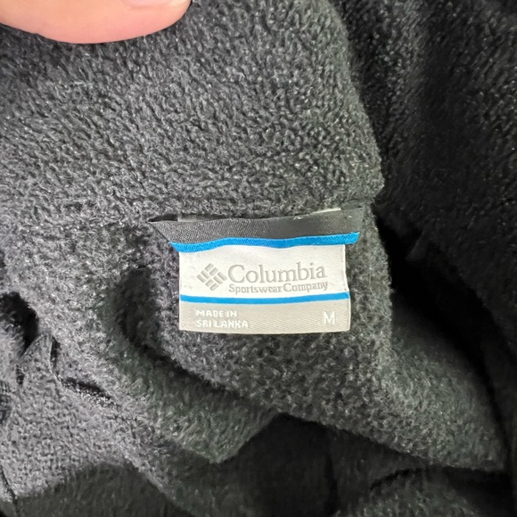 Columbia fleece zipper closure jacket - Picture 4 of 7